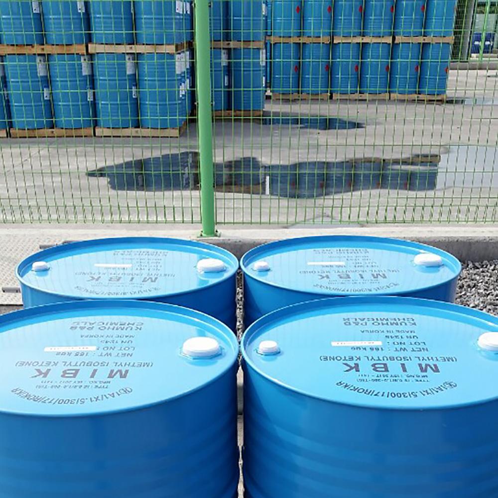 Colorless, transparent and combustible liquid with an unique smell MIBK (made in Korea)