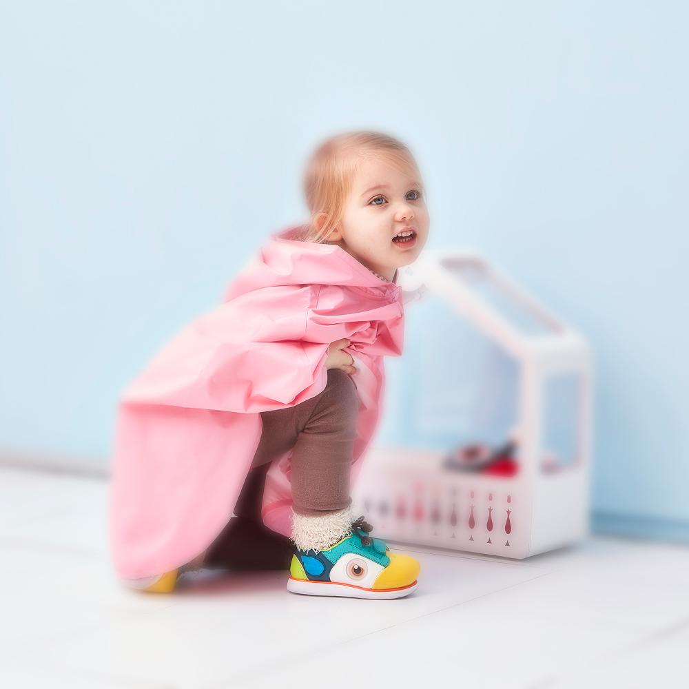 Animation content based Perry Character Shoes with LED light