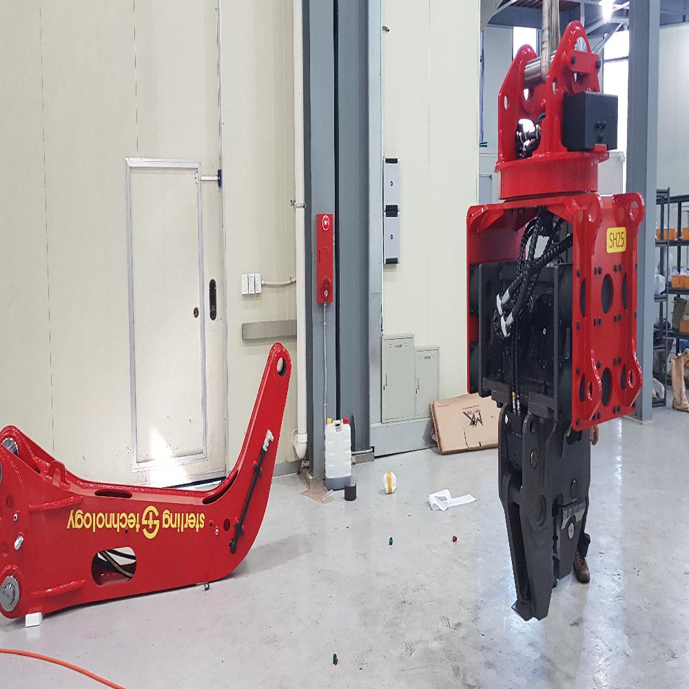 VIBRATORY HAMMER(PILE DRIVER)